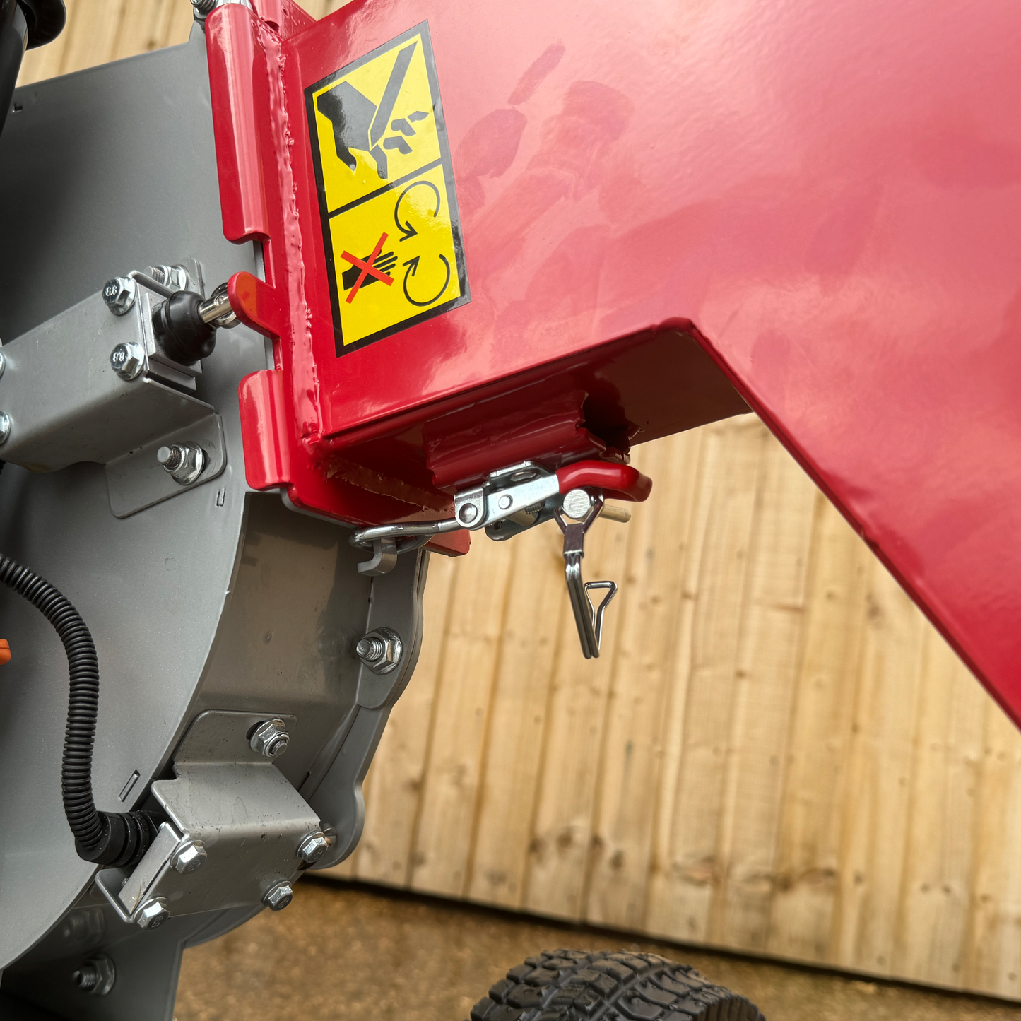 (Pre Order due 16th October) Crytec | CRC200X | 60mm Capacity | Compact | Lightweight | Wood Chipper