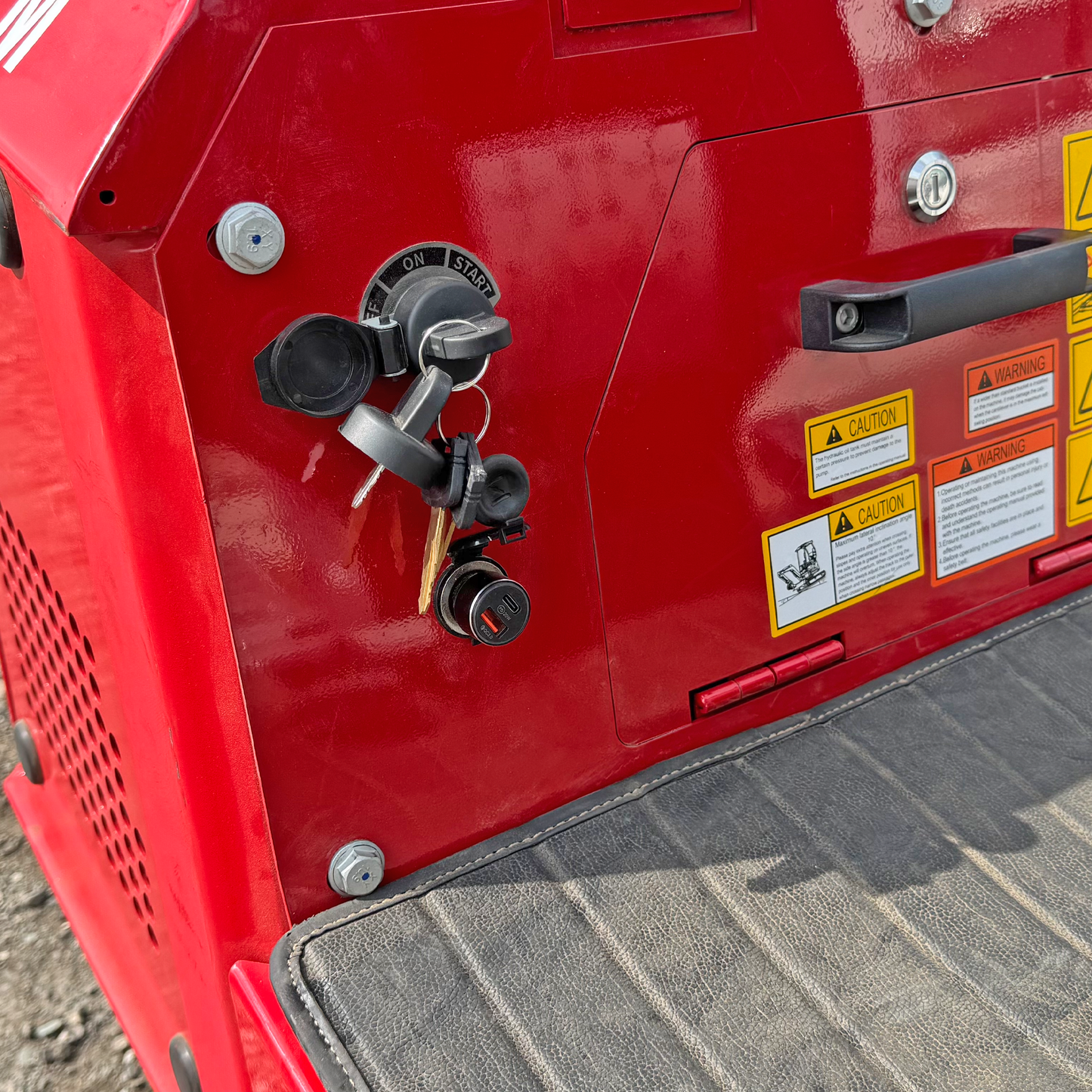 CREX6-M Petrol 600kg Micro Excavator Digger Loncin Engine