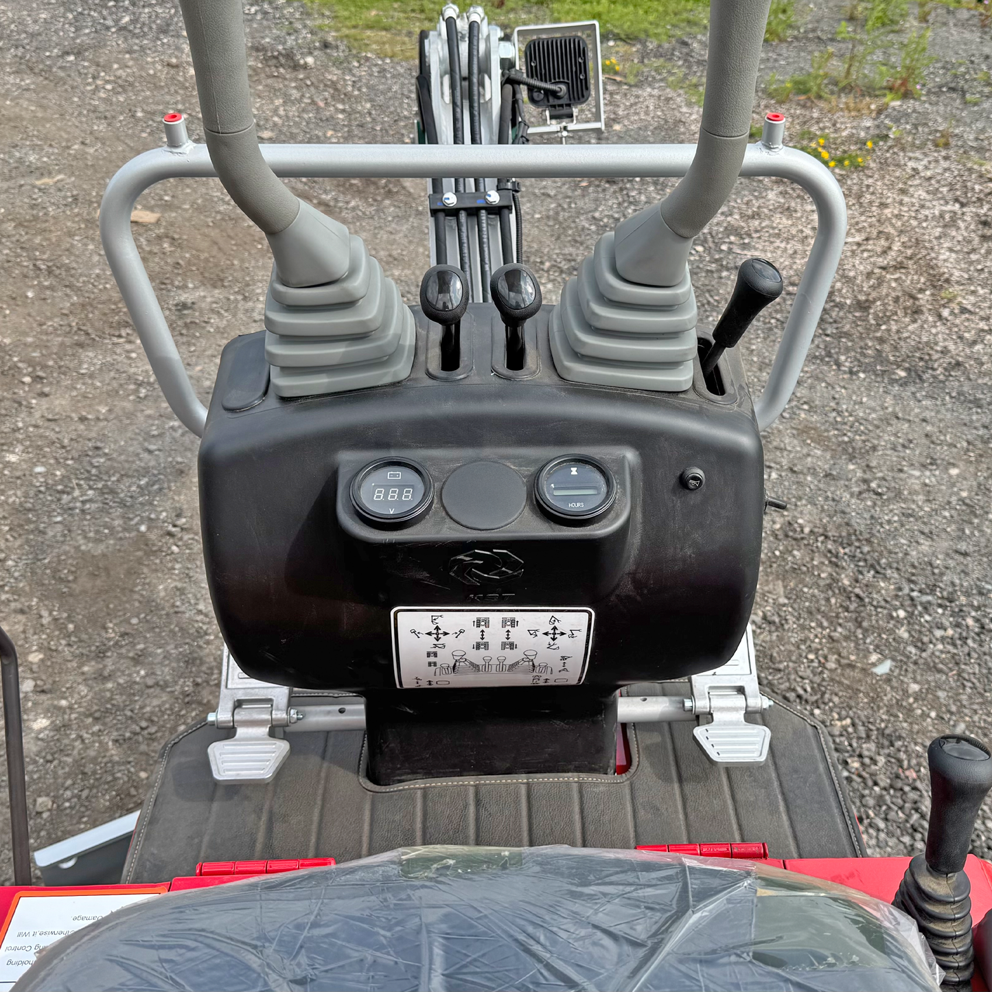CREX6-M Petrol 600kg Micro Excavator Digger Loncin Engine