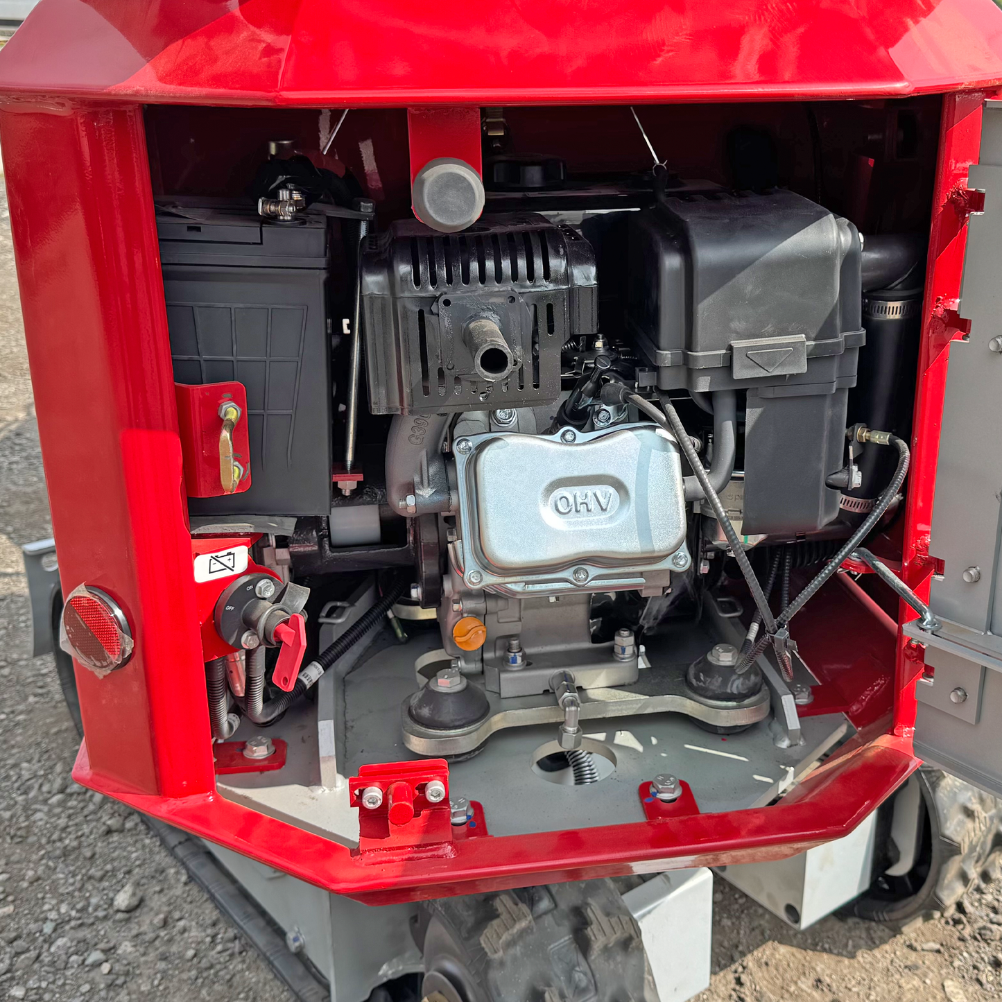 CREX6-M Petrol 600kg Micro / Mini Excavator Digger Loncin Engine