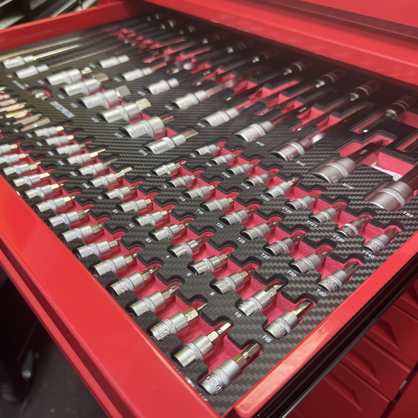 Crytec Roll Tool Pro Cab With Tools 7 Drawers Roller Cabinet with 250 piece tools INCLUDED