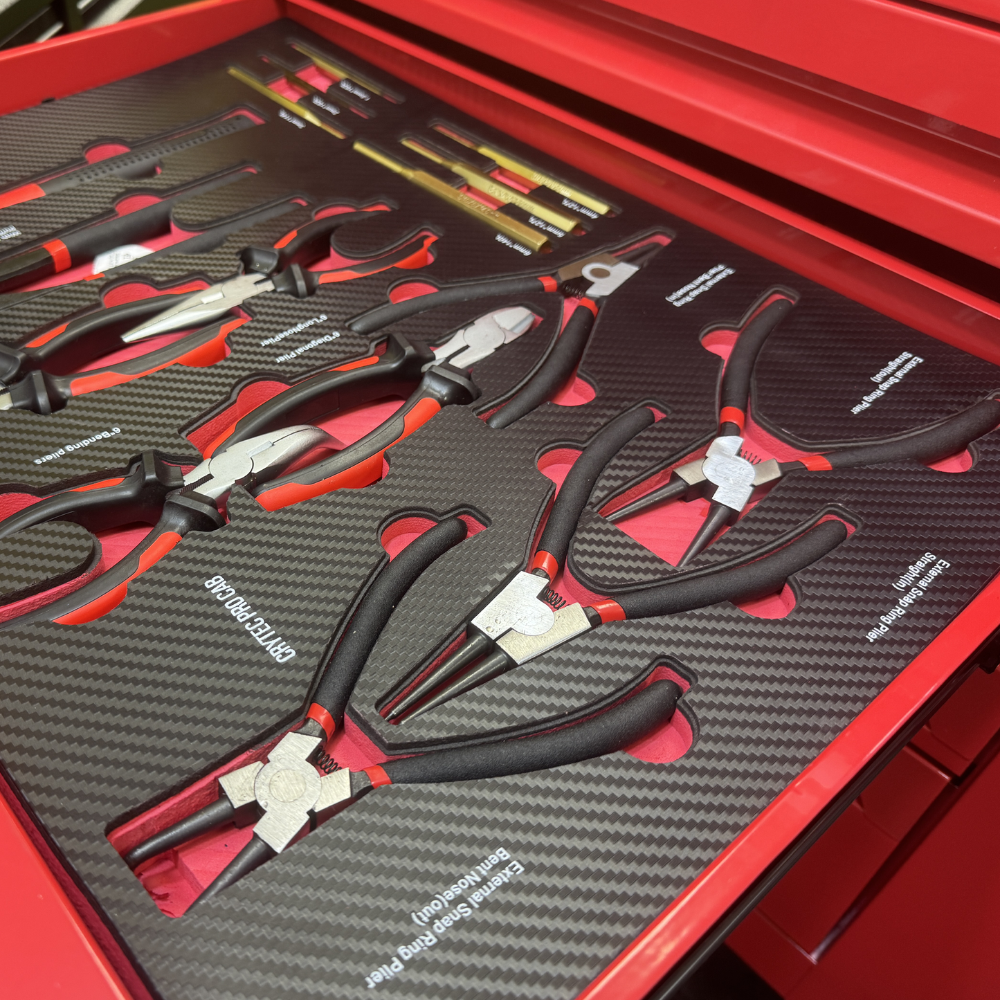 Crytec Roll Tool Pro Cab With Tools 7 Drawers Roller Cabinet with 250 piece tools INCLUDED