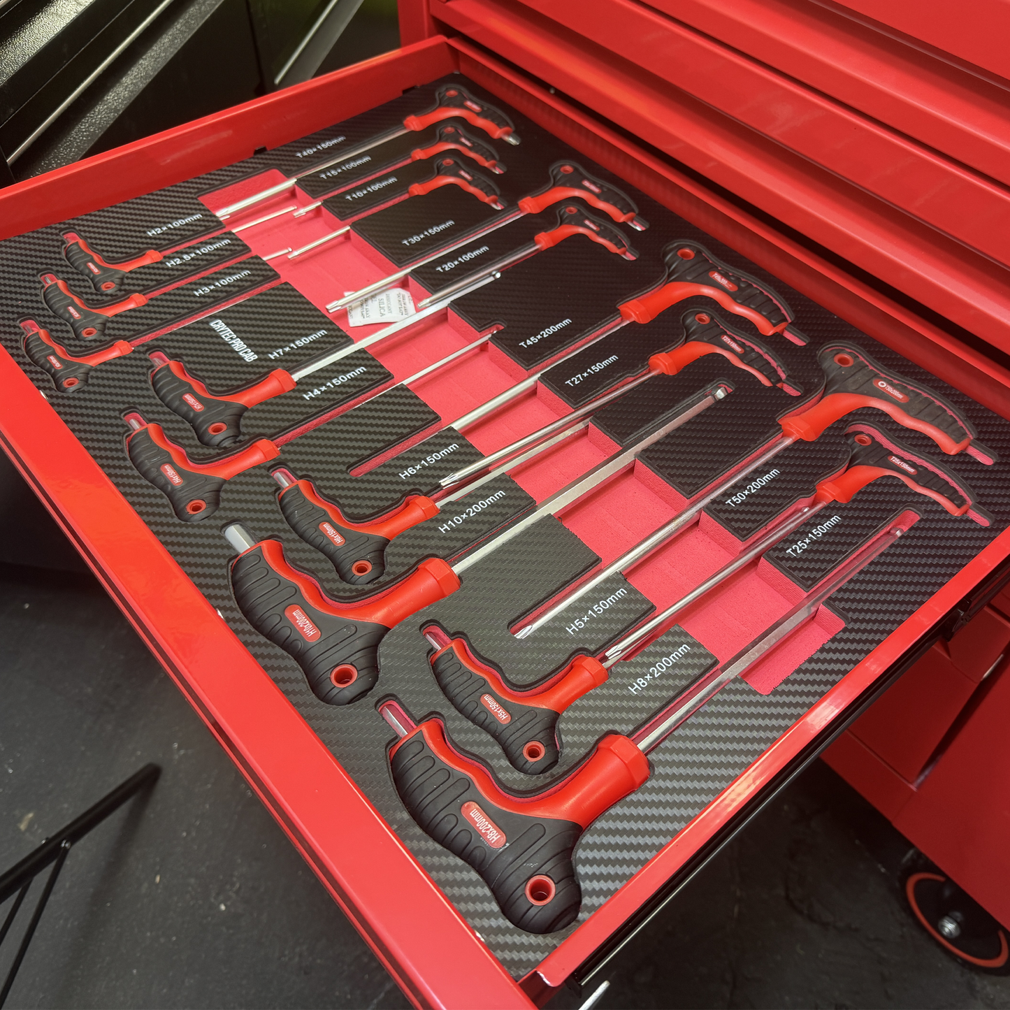 Crytec Roll Tool Pro Cab With Tools 7 Drawers Roller Cabinet with 250 piece tools INCLUDED