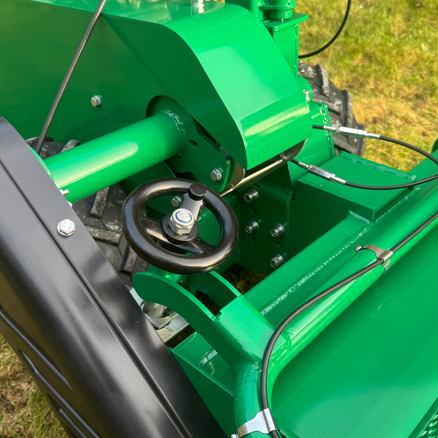 Meadow Master 12hp Compact Pedestrian Walk Behind Flail Mower | Honda GX390