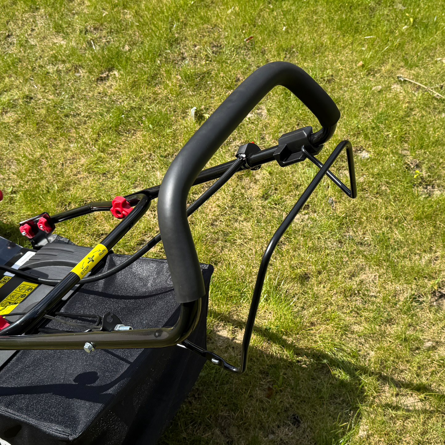 Crytec 2 in 1 Garden Scarifier Aerator 16'' 40cm Petrol 208cc 4-Stroke Lawn Rake