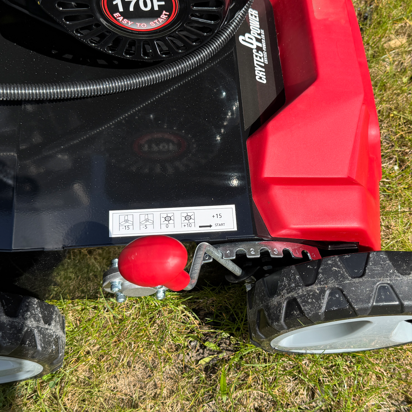 Crytec 2 in 1 Garden Scarifier Aerator 16'' 40cm Petrol 208cc 4-Stroke Lawn Rake