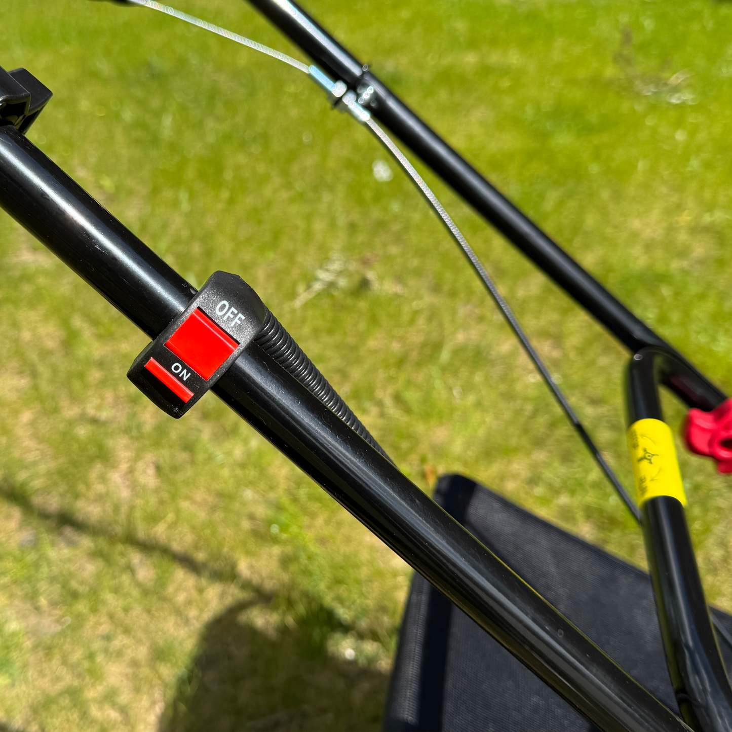 Crytec 2 in 1 Garden Scarifier Aerator 16'' 40cm Petrol 208cc 4-Stroke Lawn Rake