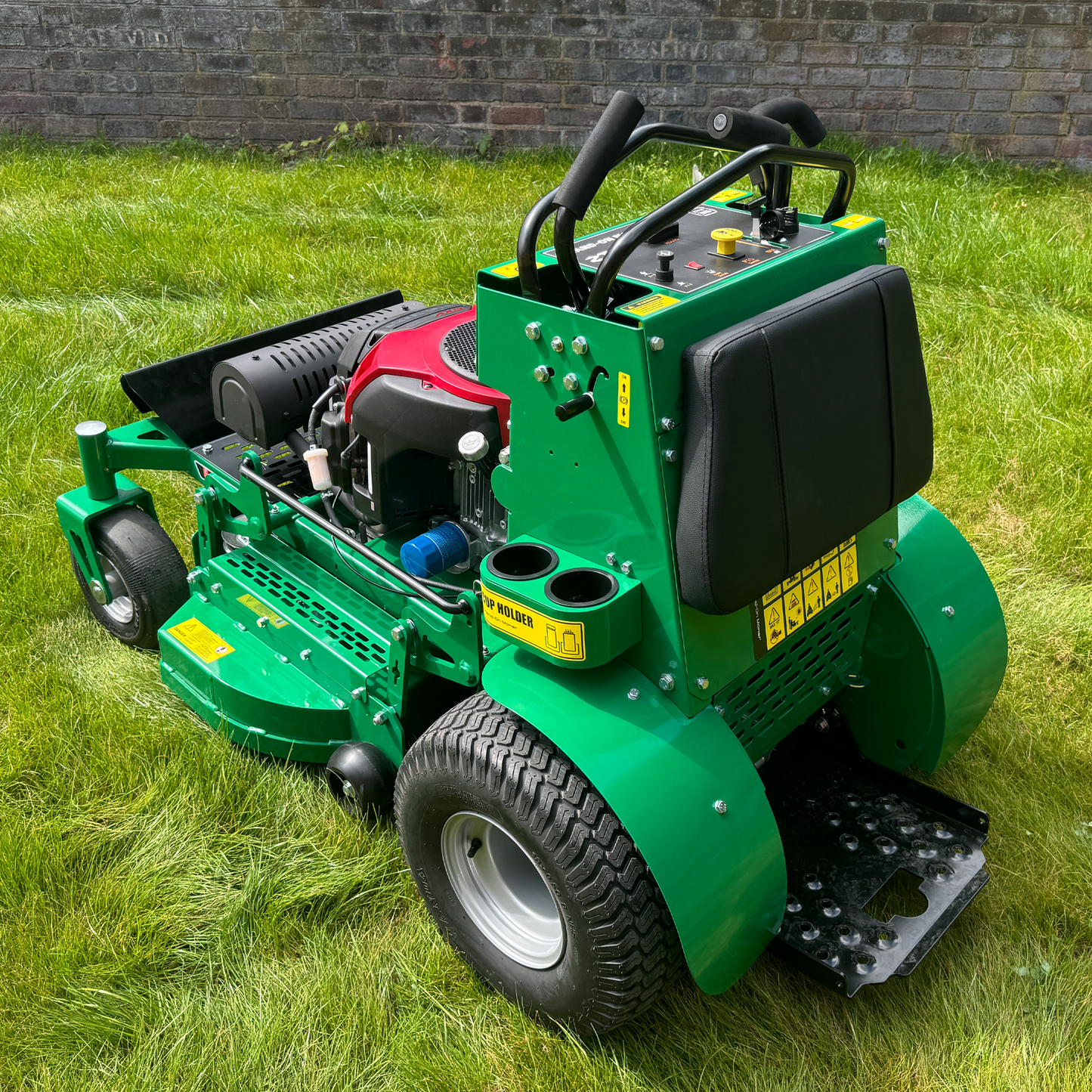 Meadow Master Zero Turn Stand On Mower Honda GX630 Engine