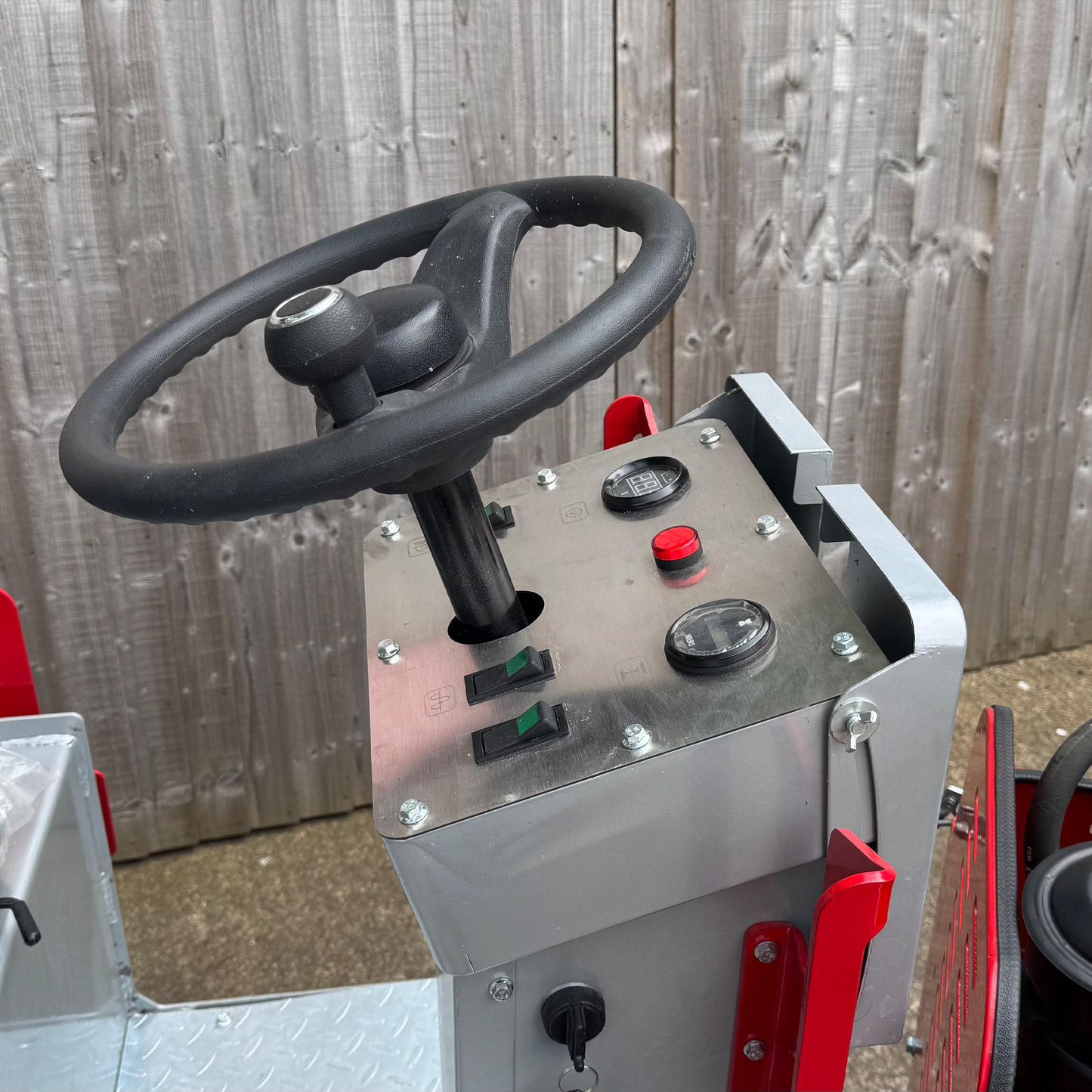 Crytec l CRR1500 l Ride On Diesel 1.5 Tonne Twin Roller l Engine l 11HP l 1.5 Tonne Hydraulic Tandem