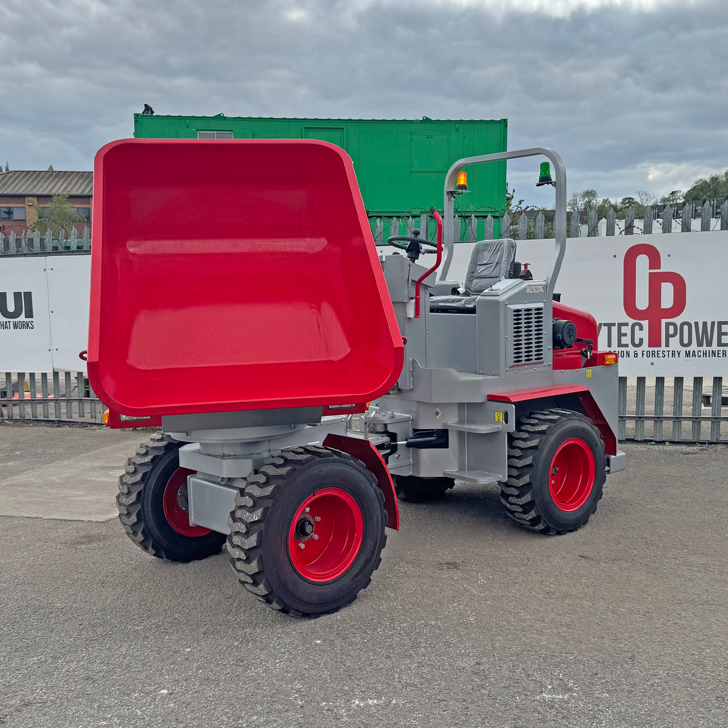 Crytec | 3 Tonne | Swivel Tip Site Dumper | Kubota Engine | CRD300-K