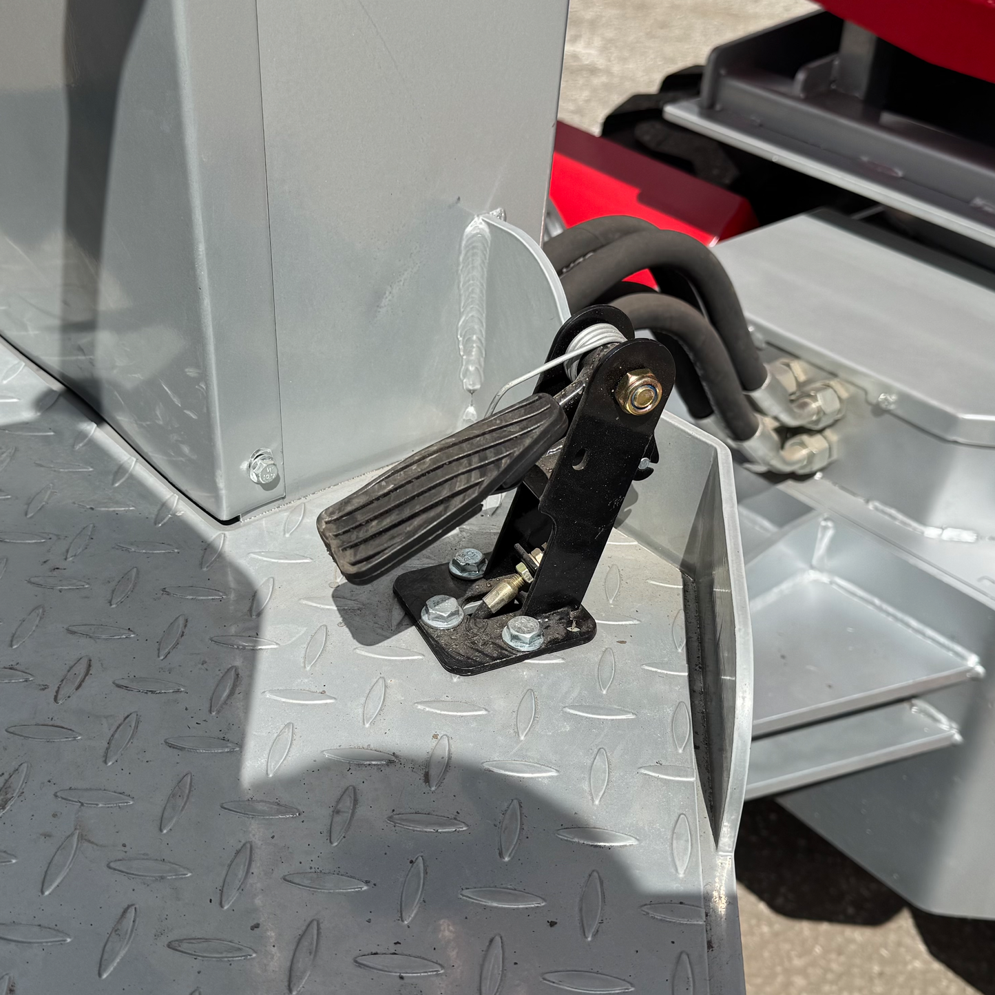 Crytec | 3 Tonne | Swivel Tip Site Dumper | Kubota Engine | CRD300-K