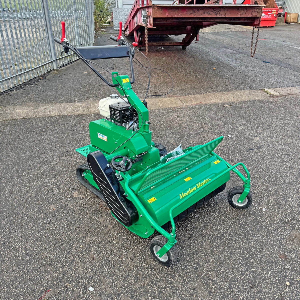 Courier Damaged Meadow Master 12hp Compact Pedestrian Tracked Walk Behind Flail Mower | Honda GX390