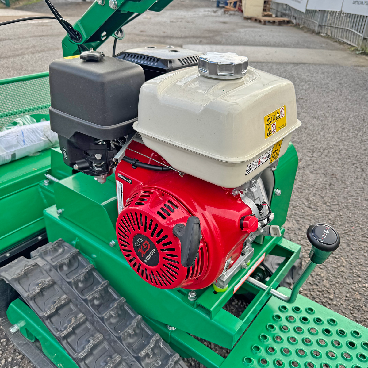 Courier Damaged Meadow Master 12hp Compact Pedestrian Tracked Walk Behind Flail Mower | Honda GX390