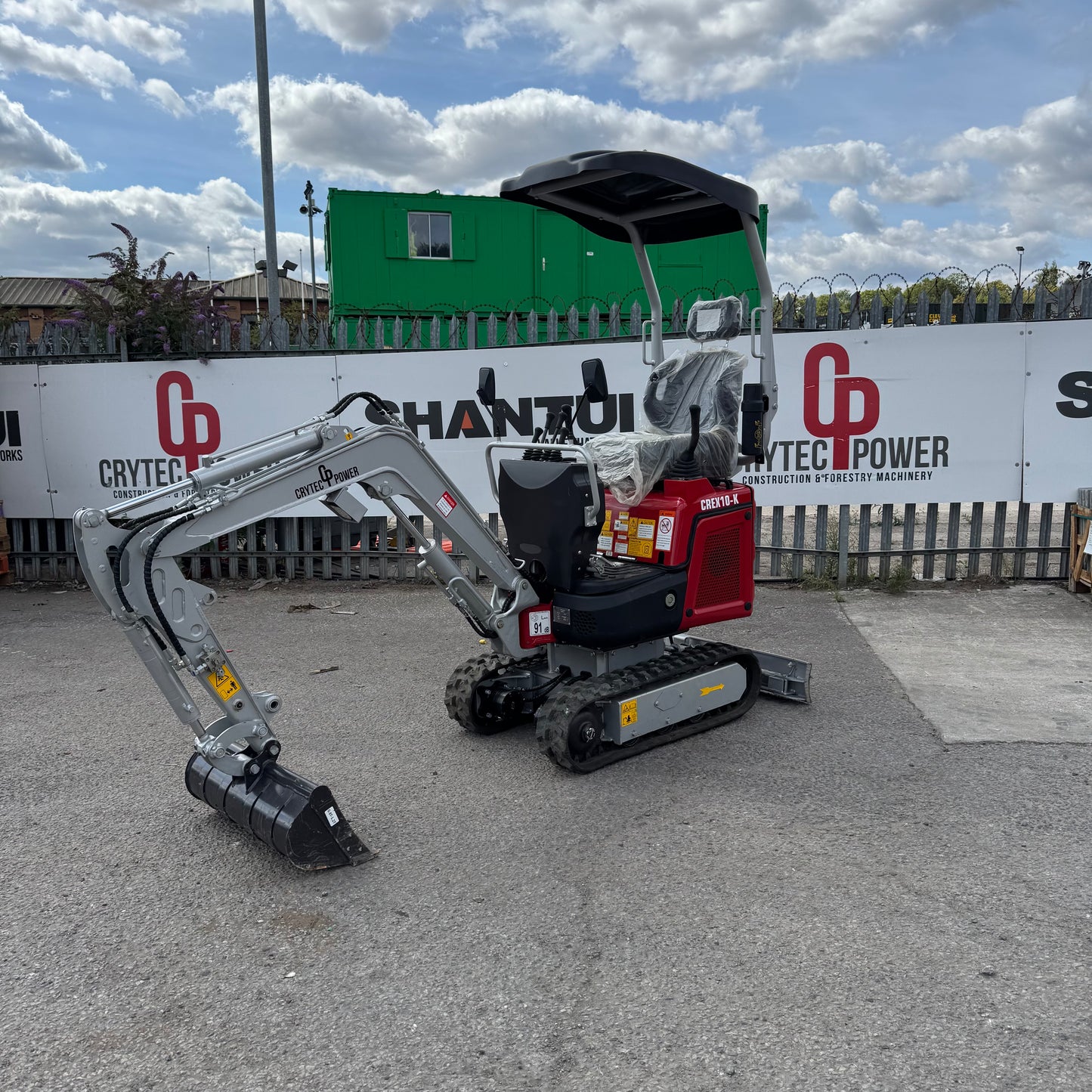 EX DEMO CREX10-PRO 1 Tonne Excavator WIth Joystick Controls Koop Diesel Engine
