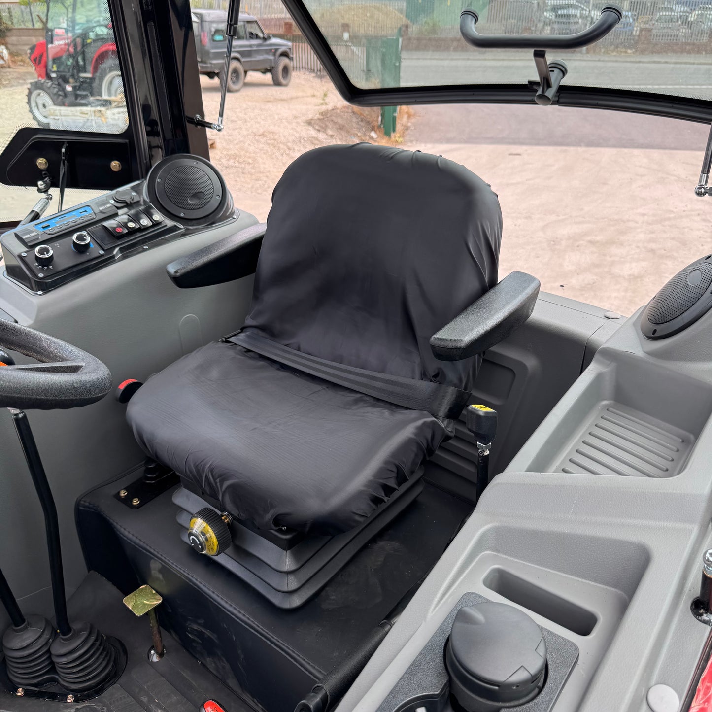 Crytec Power 704 Tractor – 70HP 4WD with Cabin, AC + Front Loader + Forks