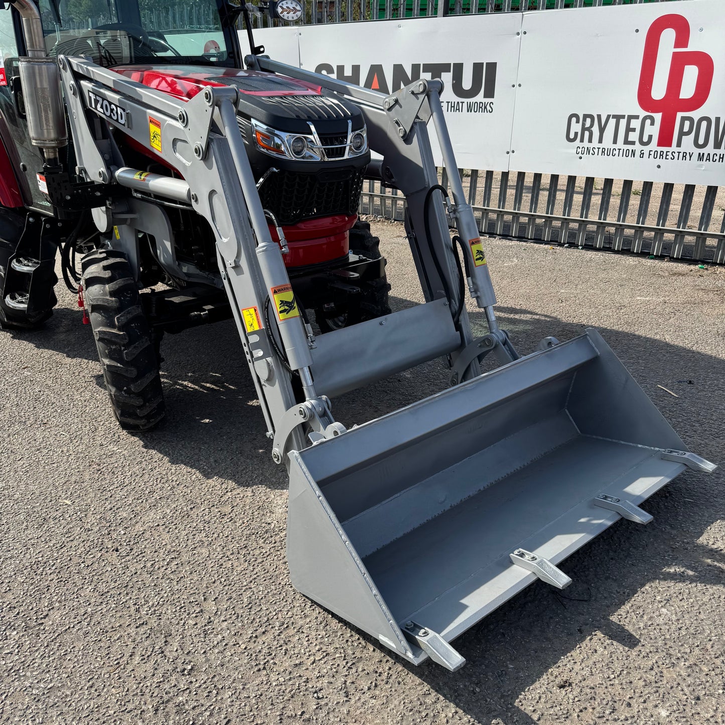 Crytec Power 254 Tractor – 25HP 4WD with Cabin + Front Loader + Forks