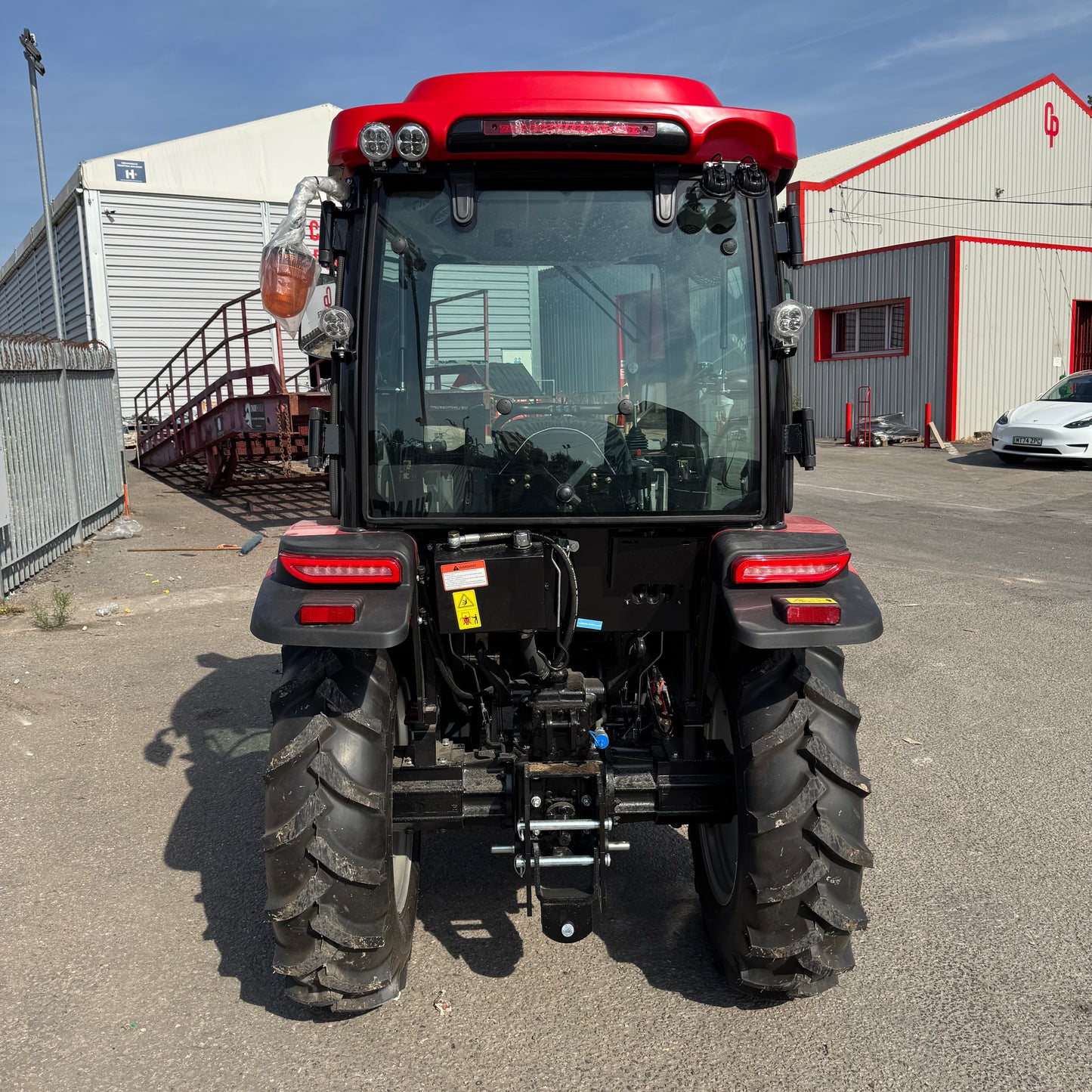 Crytec Power 254 Tractor – 25HP 4WD with Cabin + Front Loader + Forks