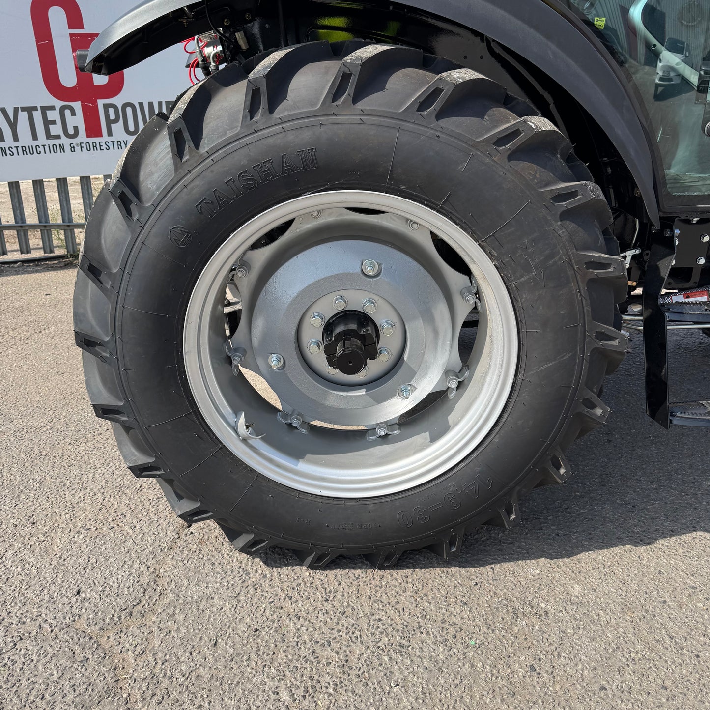 Crytec Power 704 Tractor – 70HP 4WD with Cabin, AC