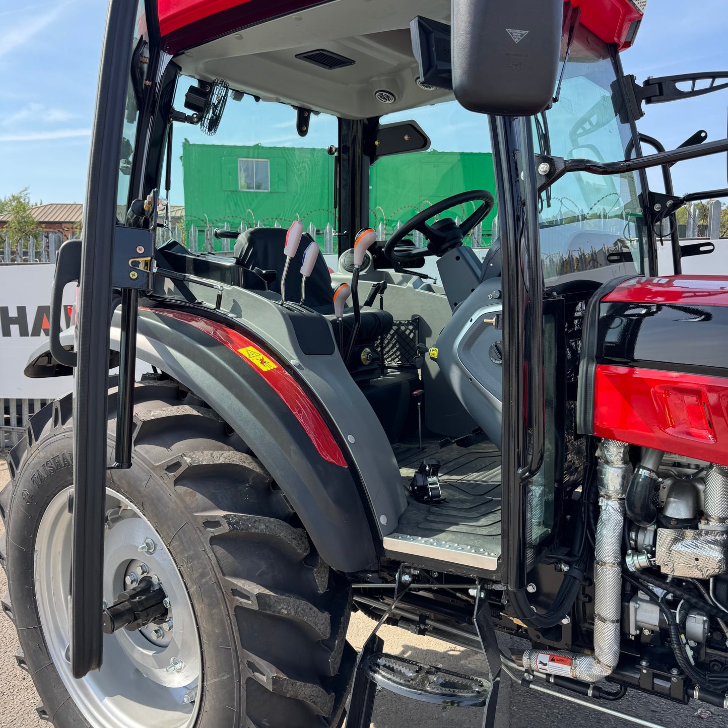 Crytec Power 704 Tractor – 70HP 4WD with Cabin, AC