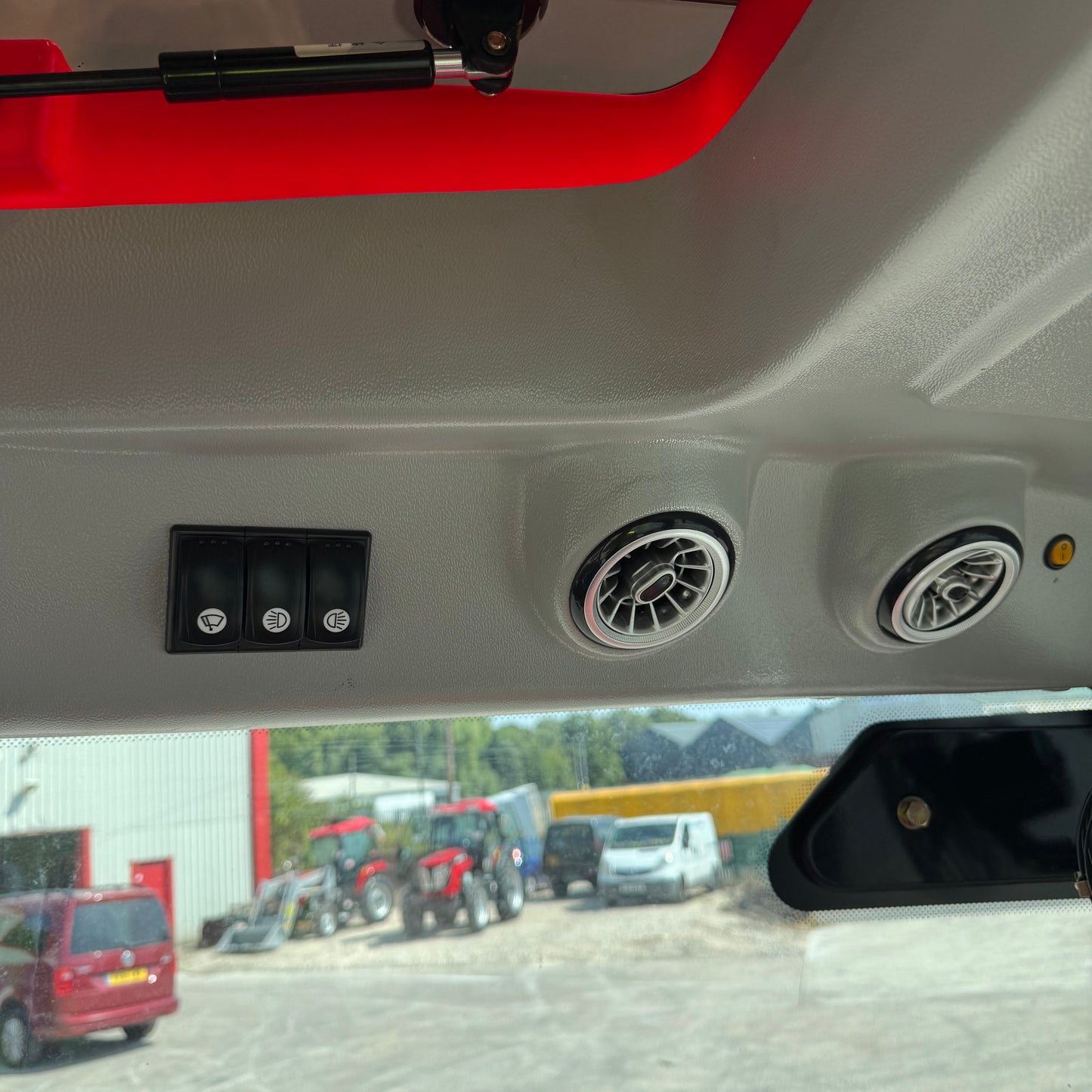 Crytec Power 504 Tractor – 50HP 4WD with Cabin
