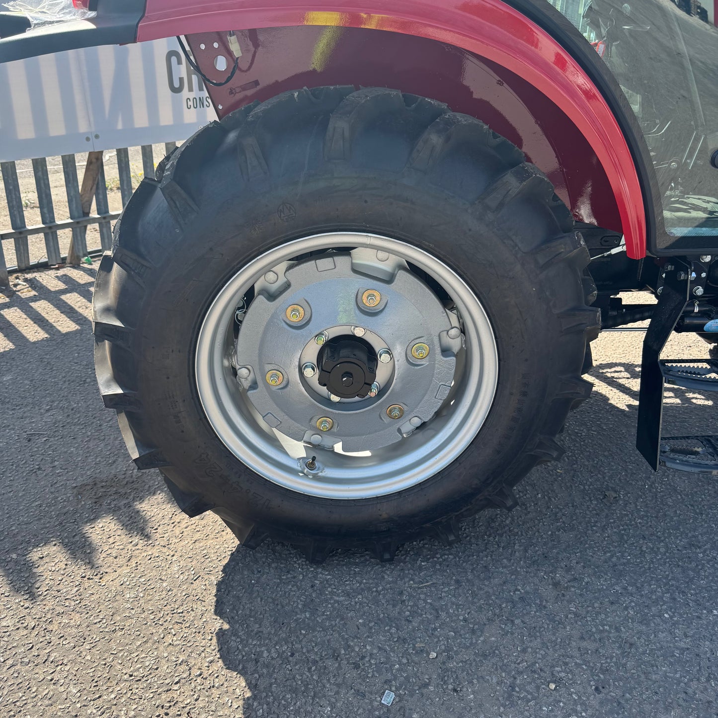 Crytec Power 254 Tractor – 25HP 4WD with Cabin