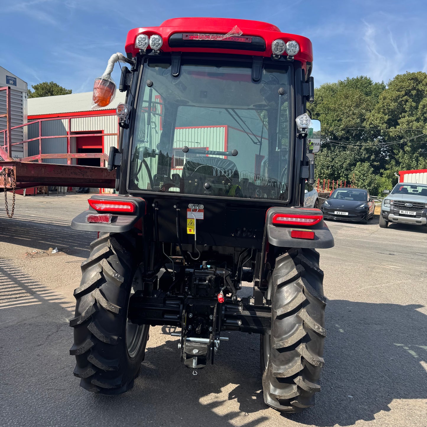 Crytec Power 254 Tractor – 25HP 4WD with Cabin