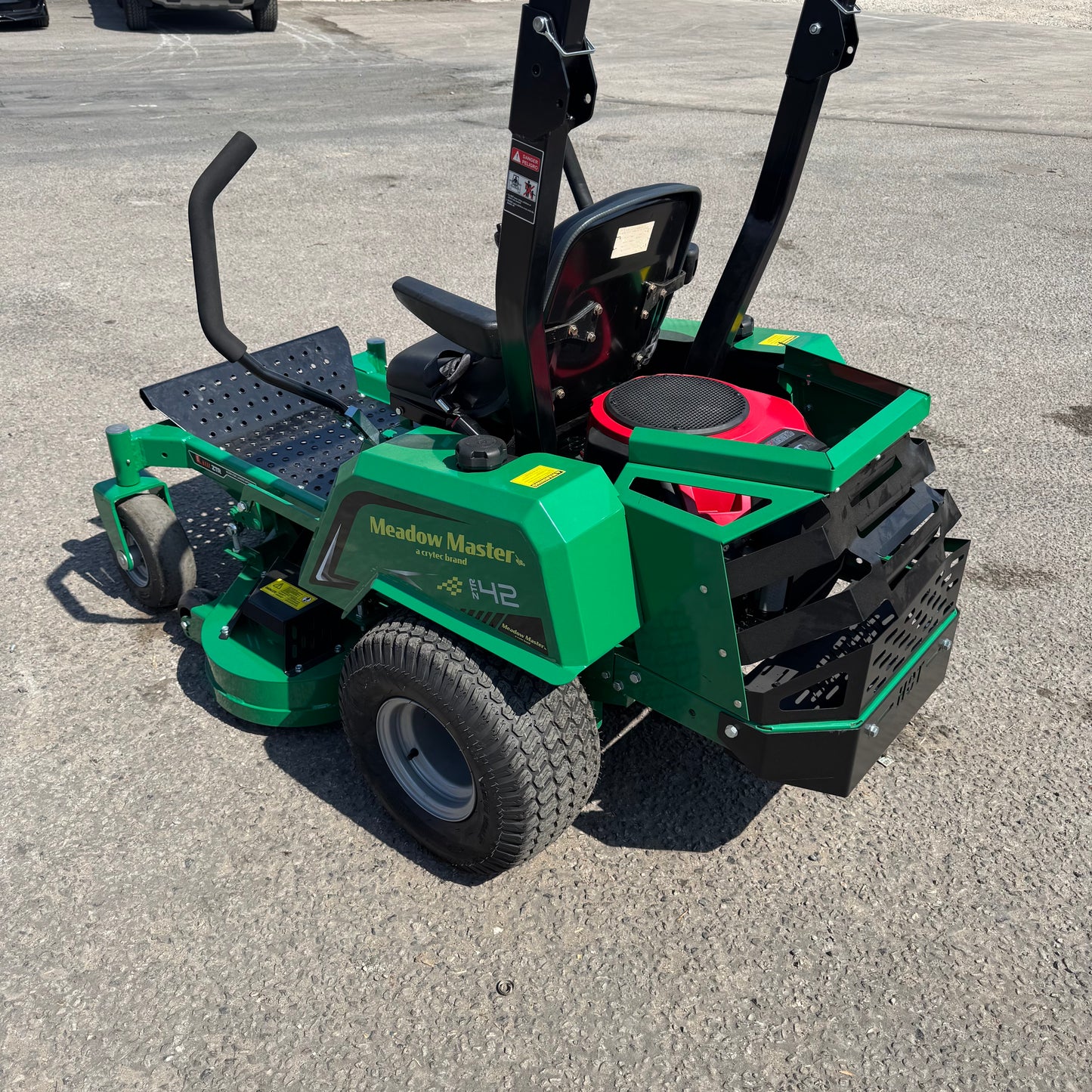 Courier Damaged Meadow Master 42" Zero Turn Ride On Lawn Mower Honda GX630