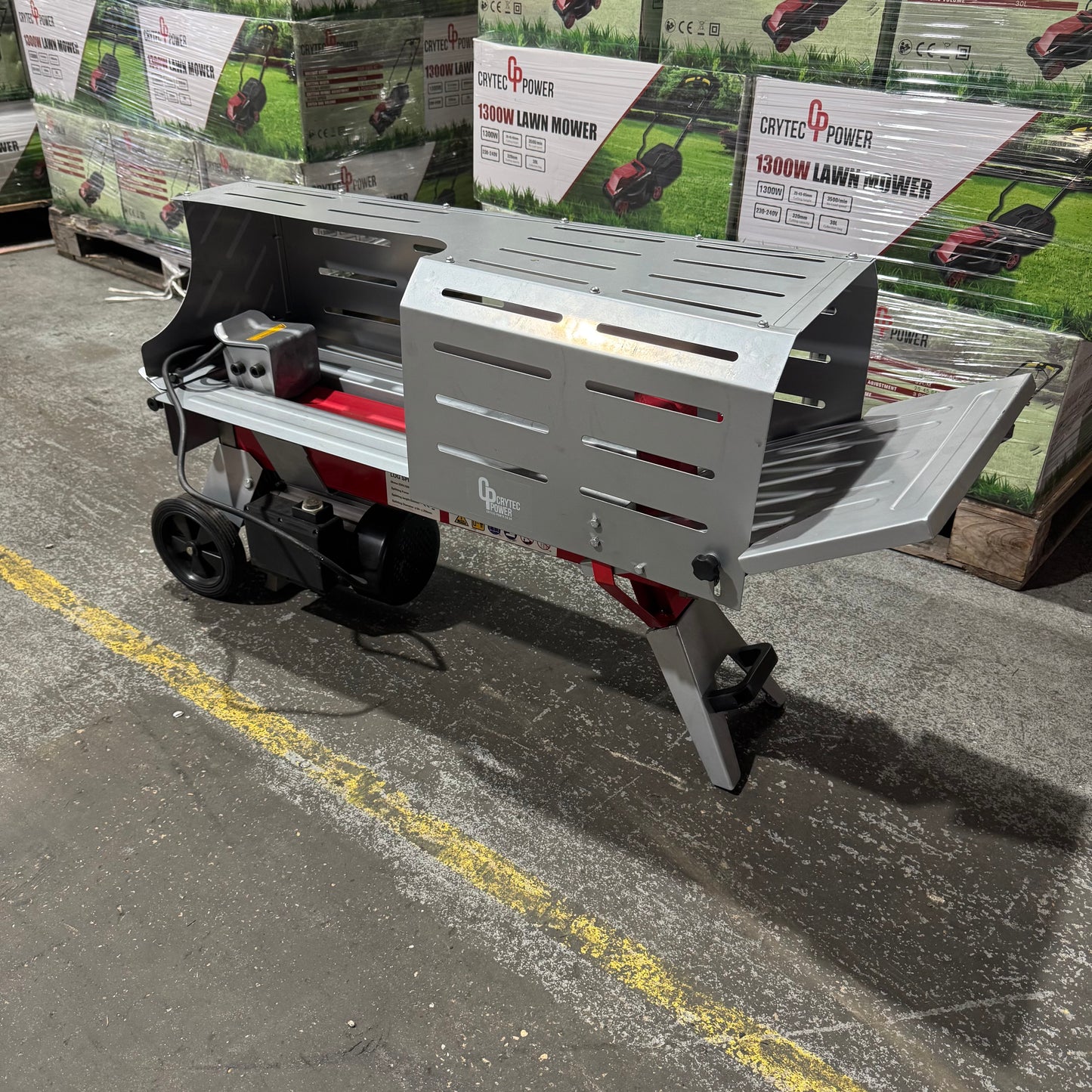 Boxless, New 7 Tonne Hydraulic Log Splitter