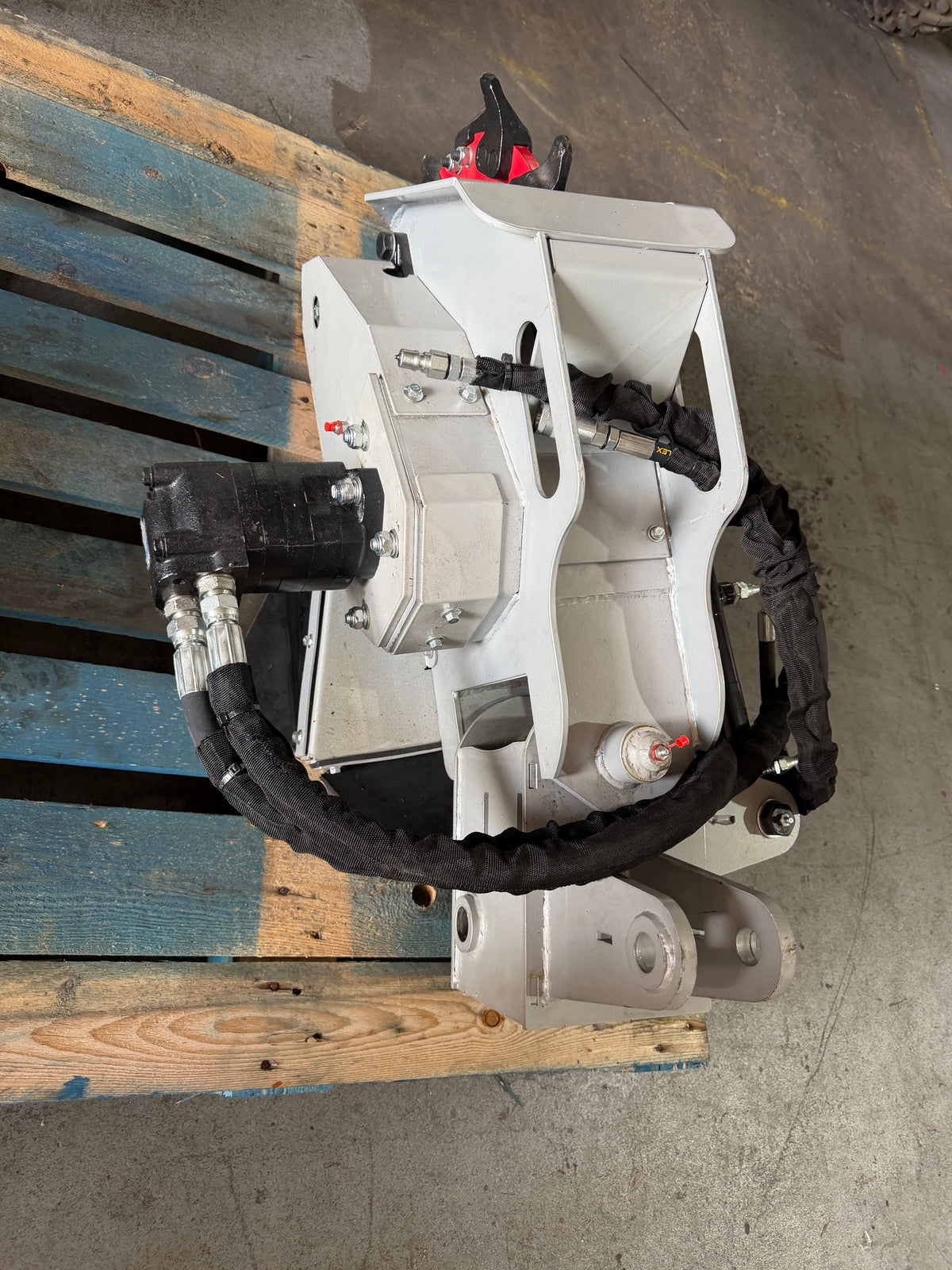 Crytec | CRT20-R | Hydraulic Tracked Trencher + Stump Grinder | 650mm Depth| Petrol Key Start | 19.5hp 500cc