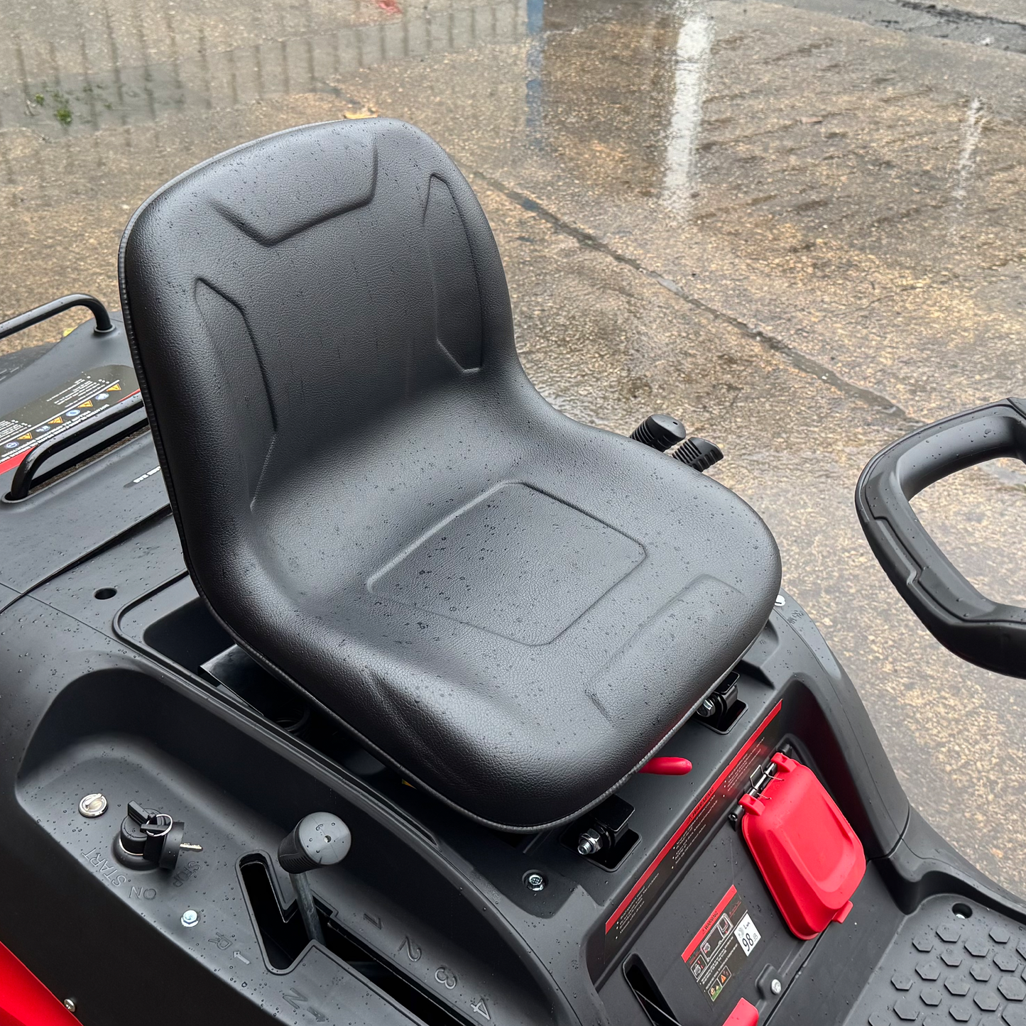 Crytec 26 inch Ride On Petrol Lawn Mower 224cc Mulcher