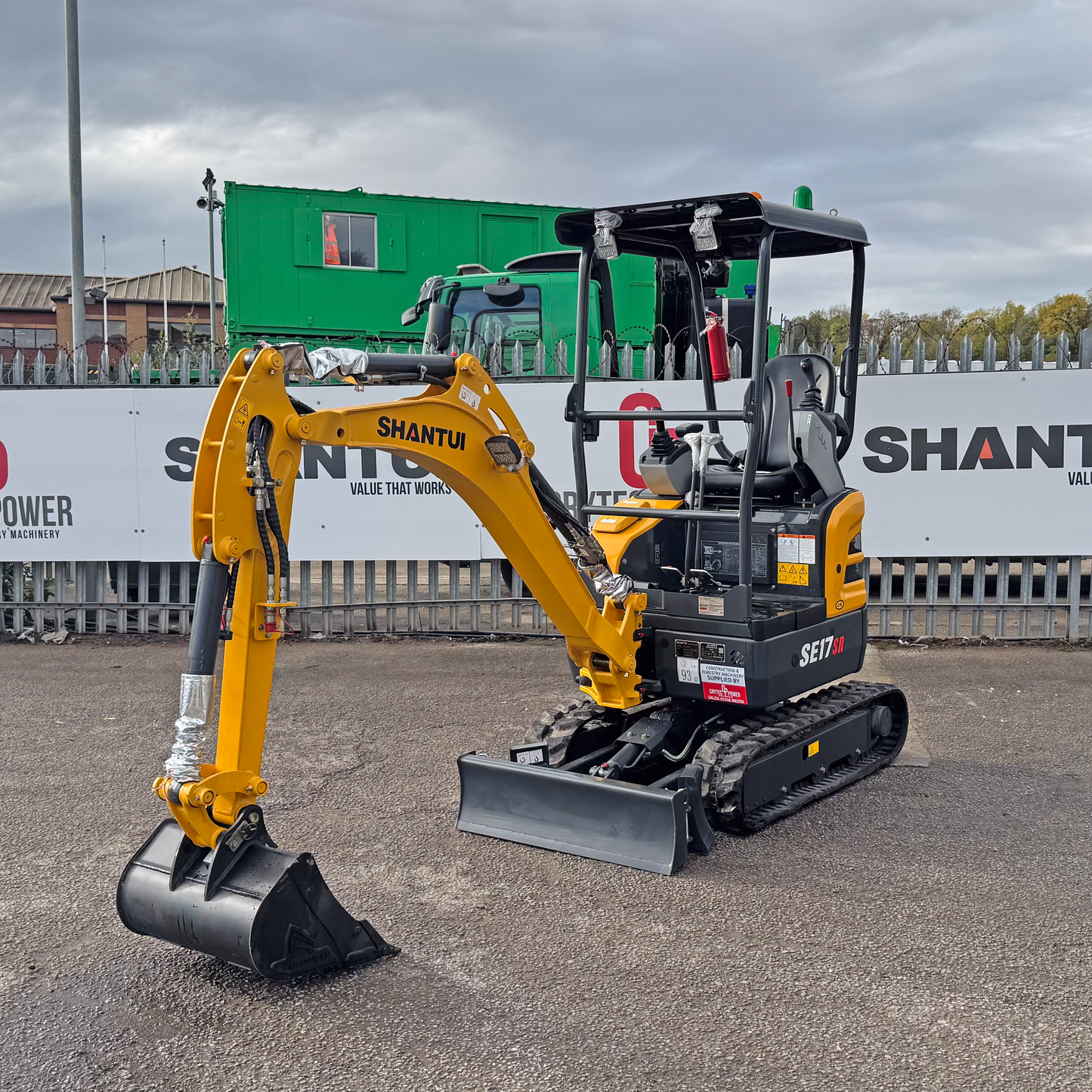 Shantui SE17SR Mini Excavator | Kubota Engine Euro Stage 5 | 1800kg | 3 Cylinder