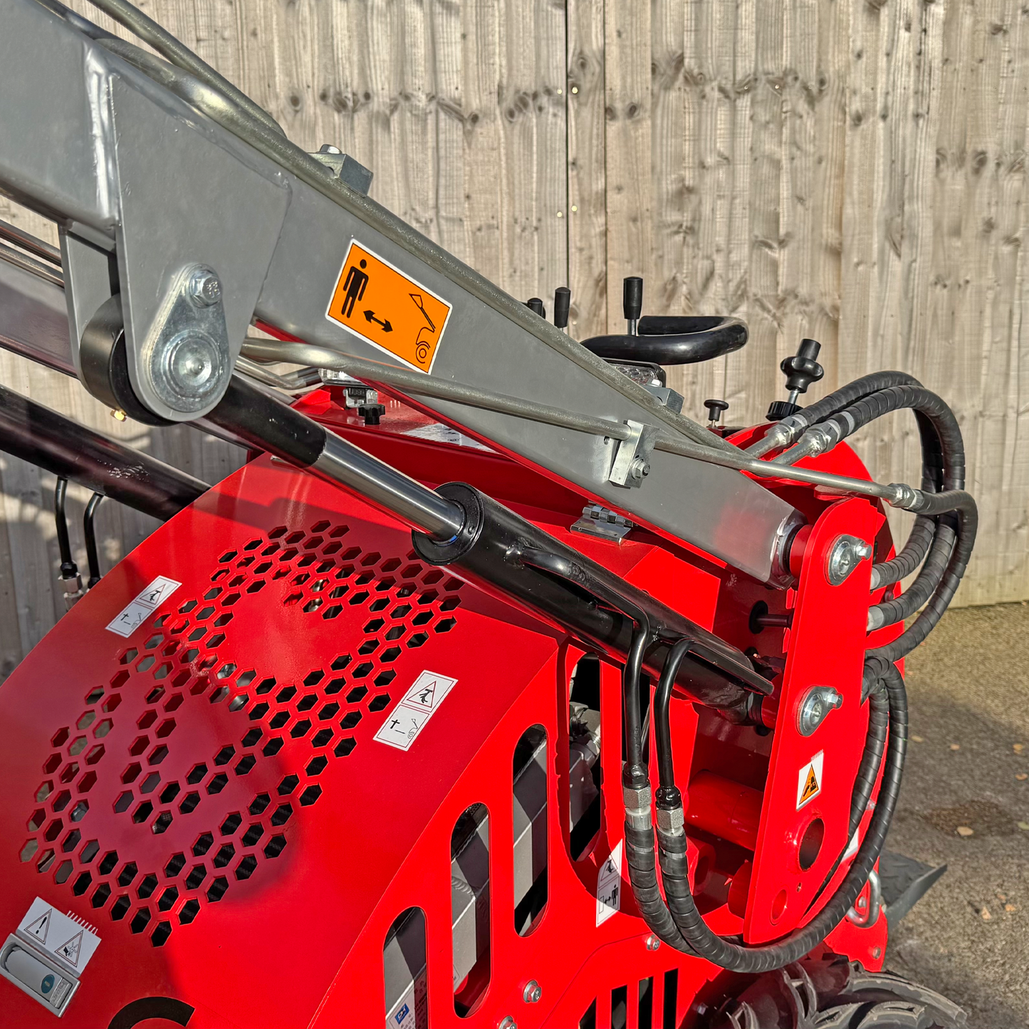 Crytec Mini SKid Steer Loader 4X4 Drive 23HP Rato Engine